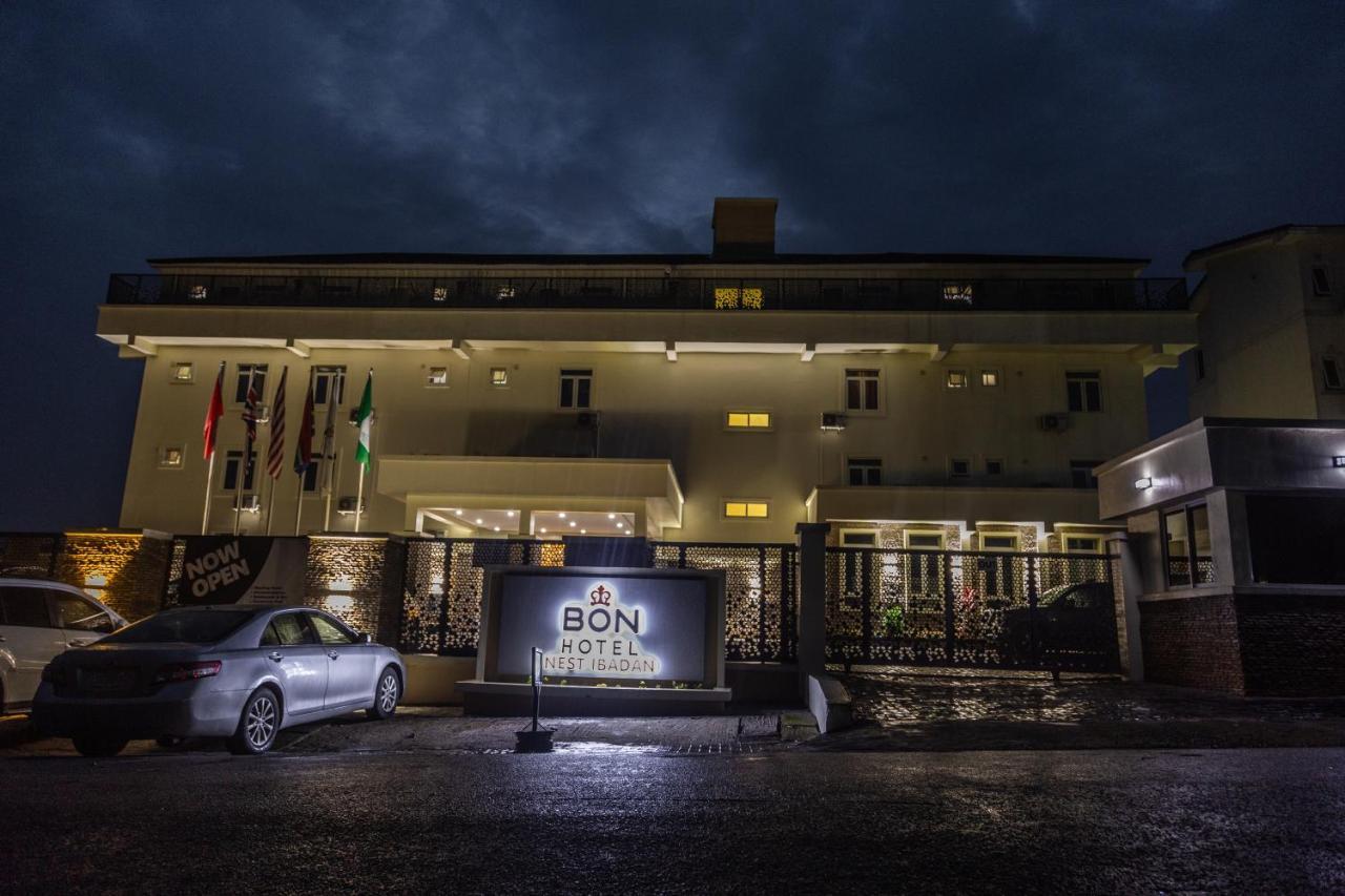 Bon Hotel Nest Ибадан Экстерьер фото